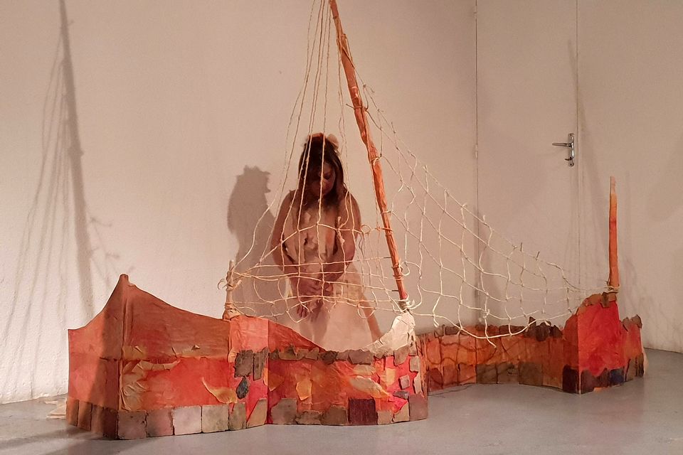 Installation artistique - sculpture par l'artiste Mauricienne Mirella Motet