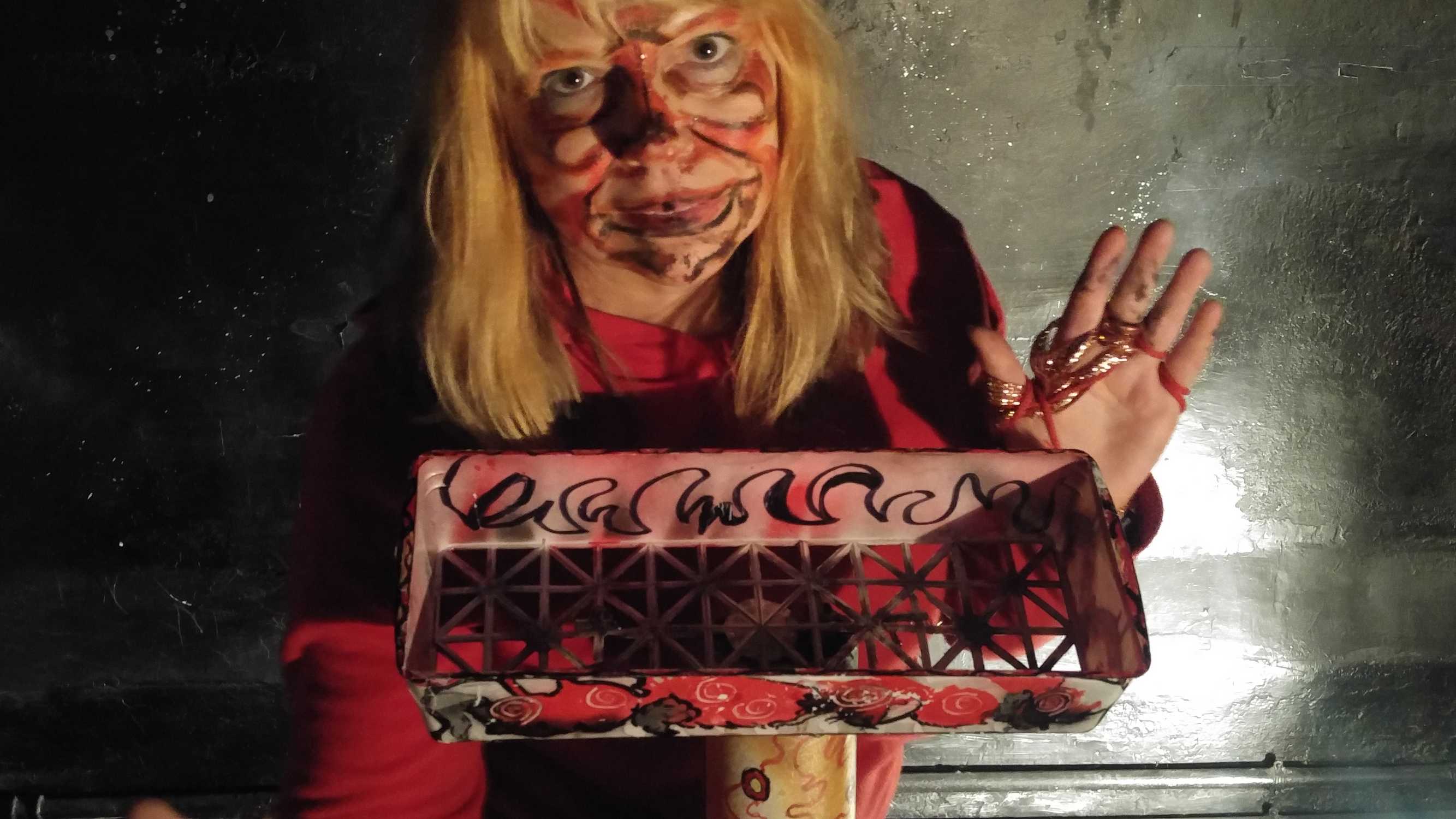 L'artiste Nathalie Fiala en répétition.